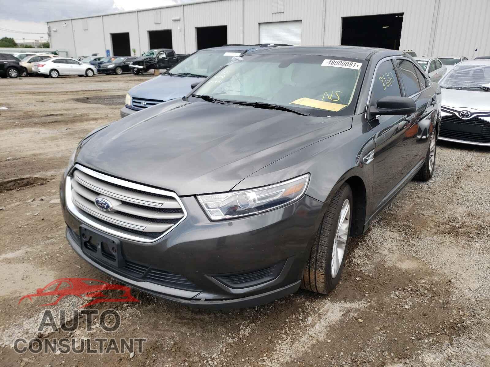 FORD TAURUS 2017 - 1FAHP2D84HG109547