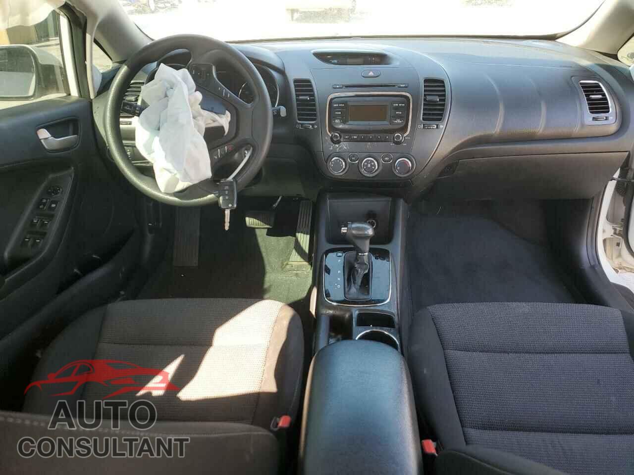 KIA FORTE 2017 - 3KPFK4A75HE046031