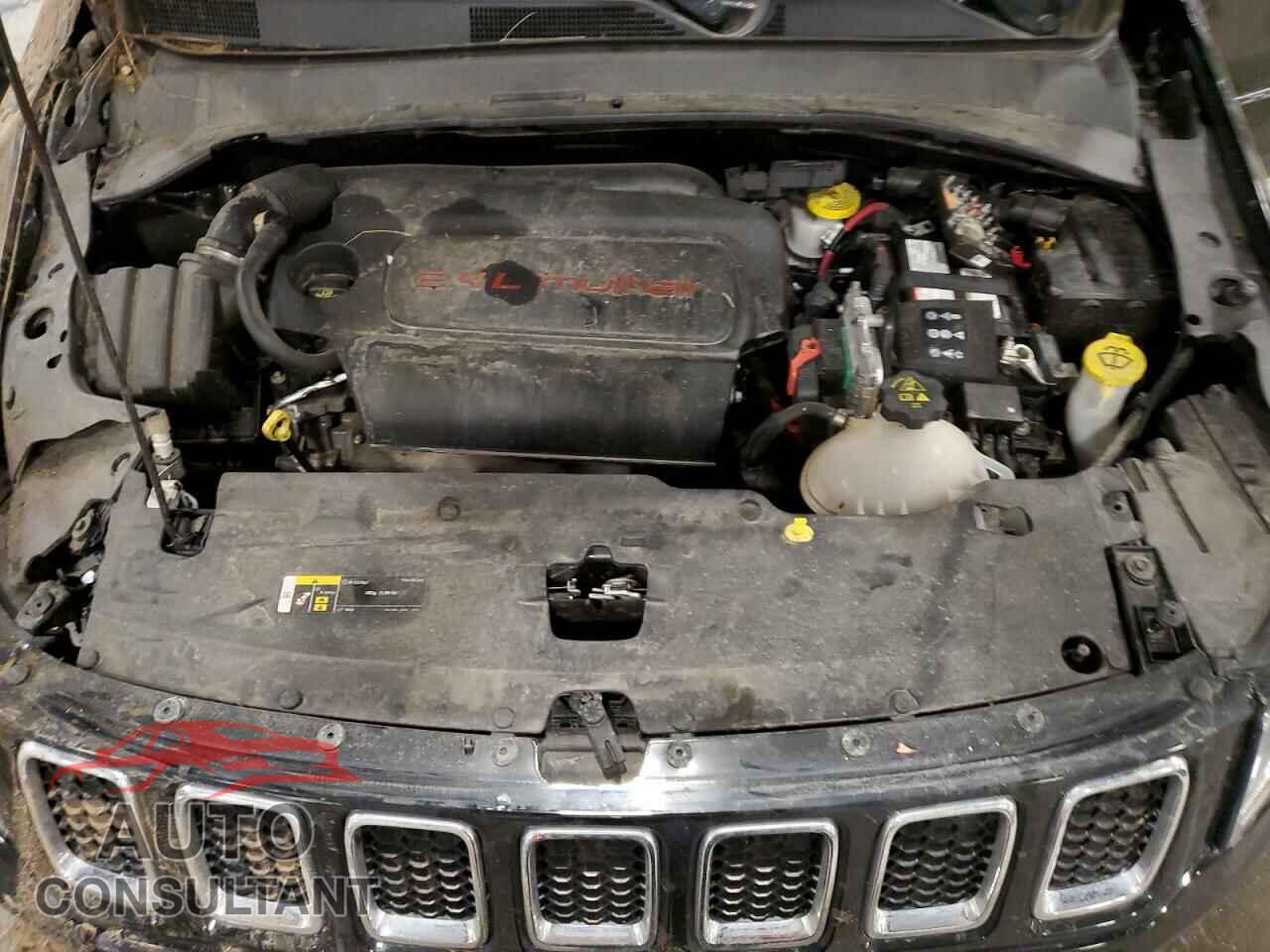 JEEP COMPASS 2018 - 3C4NJDBB1JT259366