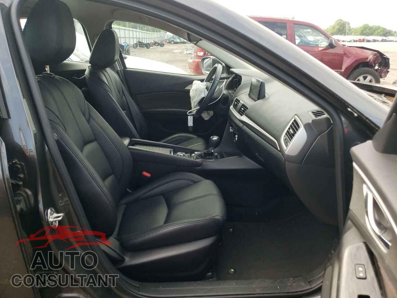 MAZDA 3 2017 - JM1BN1L77H1128475