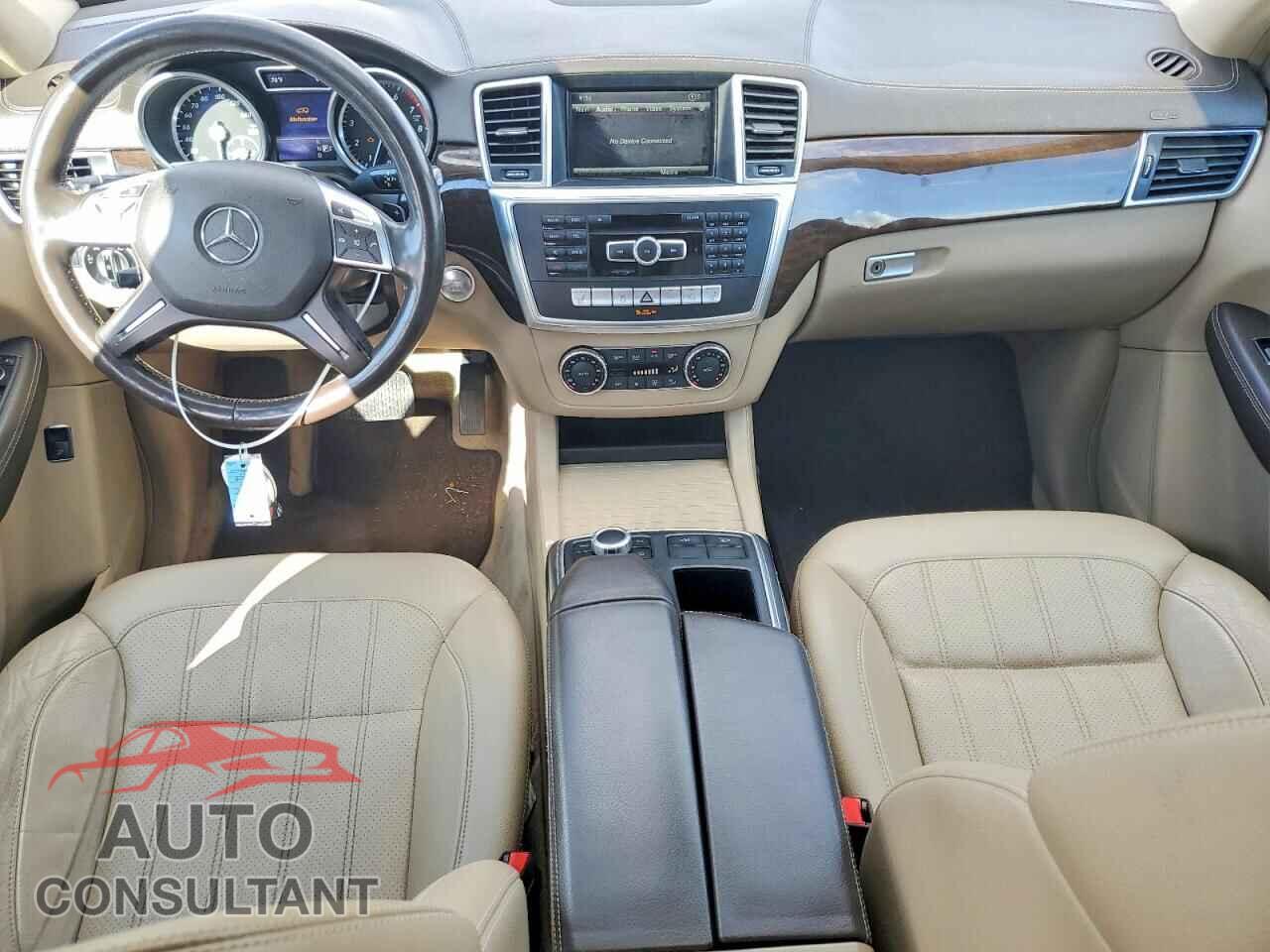 MERCEDES-BENZ GL-CLASS 2015 - 4JGDF6EE3FA551870