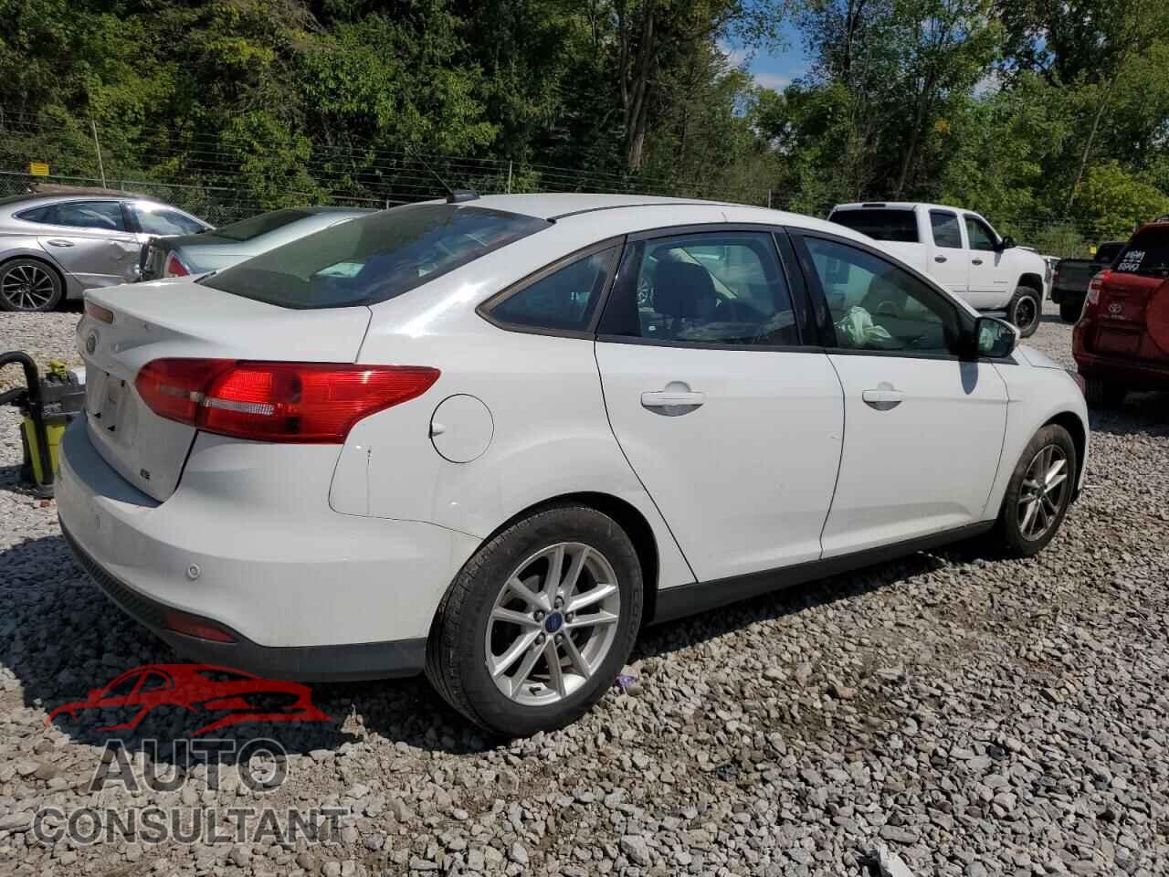FORD FOCUS 2016 - 1FADP3F26GL236111