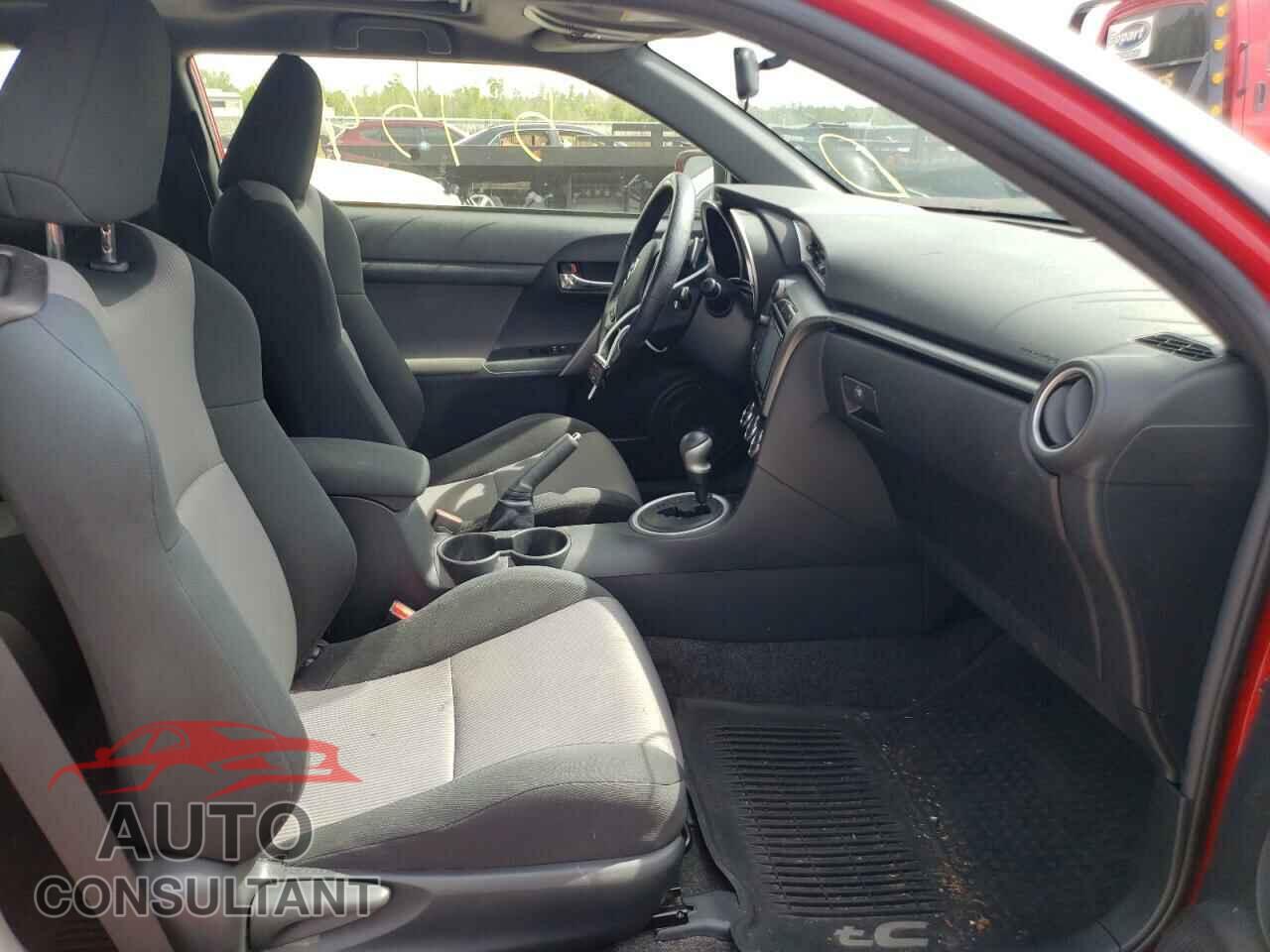 TOYOTA SCION 2016 - JTKJF5C71GJ022126