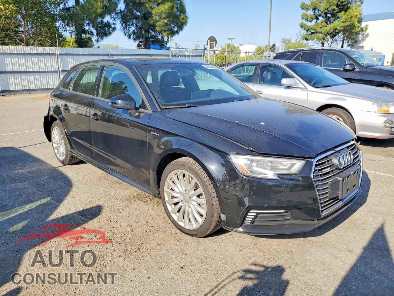 AUDI A3 2017 - WAUUPBFF4HA121170