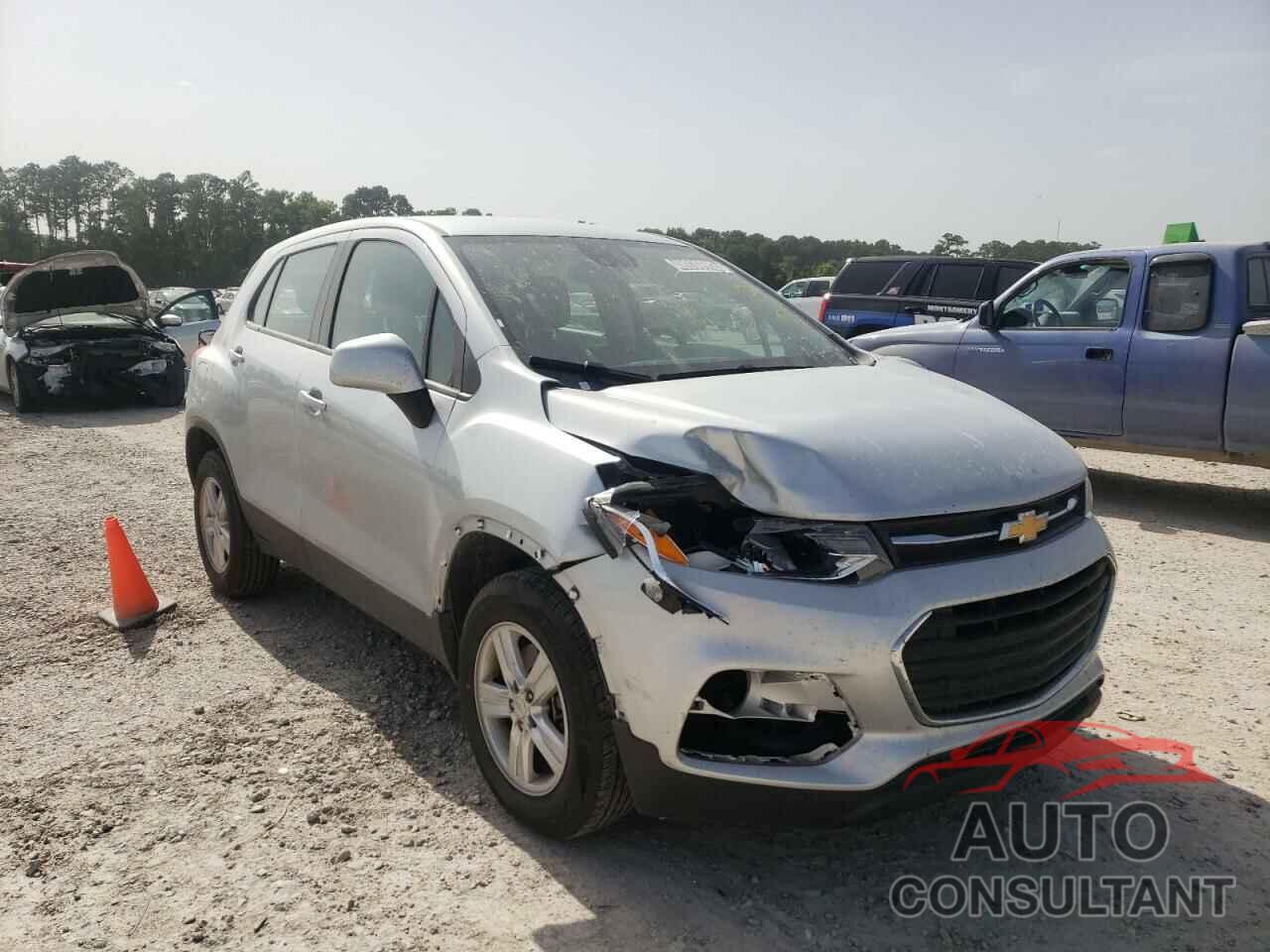 CHEVROLET TRAX 2017 - 3GNCJNSB5HL272541