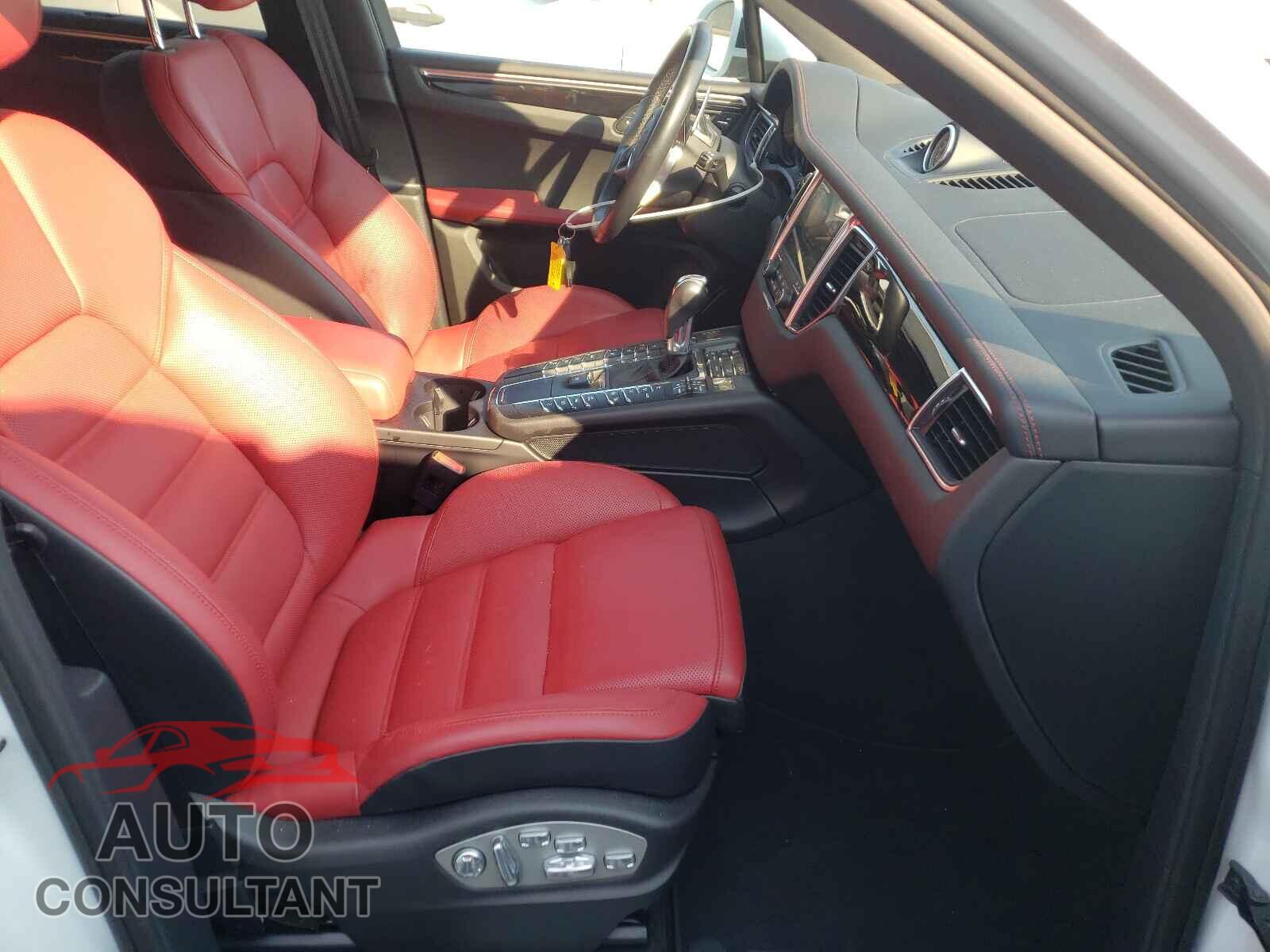 PORSCHE MACAN 2017 - WP1AG2A50HLB54075
