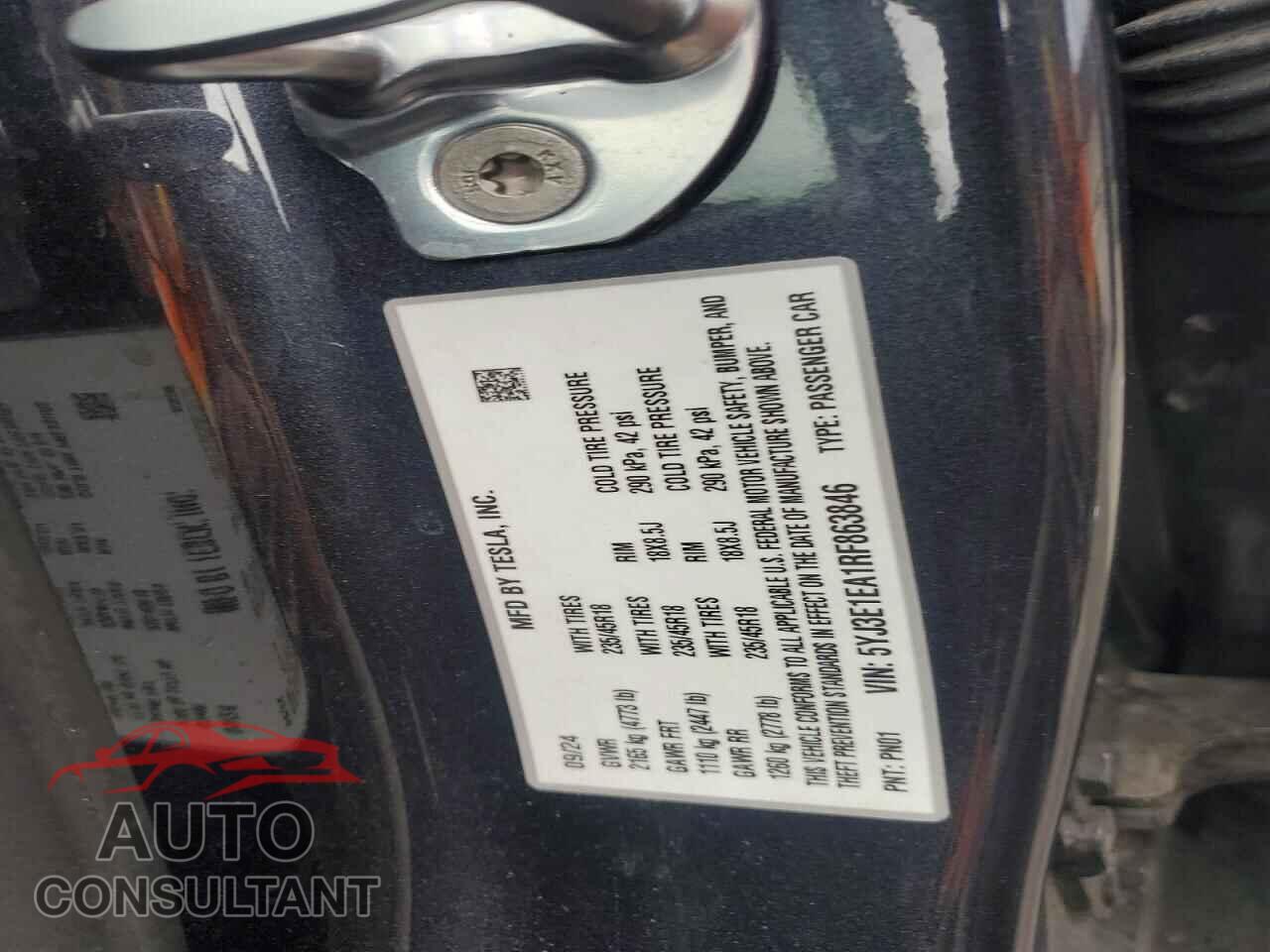TESLA MODEL 3 2024 - 5YJ3E1EA1RF863846