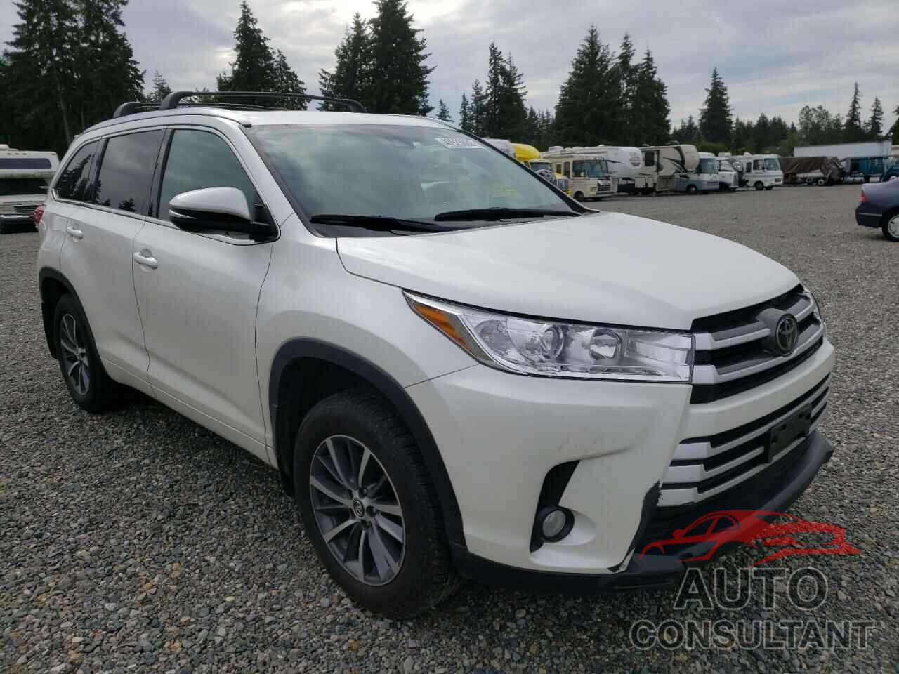 TOYOTA HIGHLANDER 2018 - 5TDJZRFH8JS551710