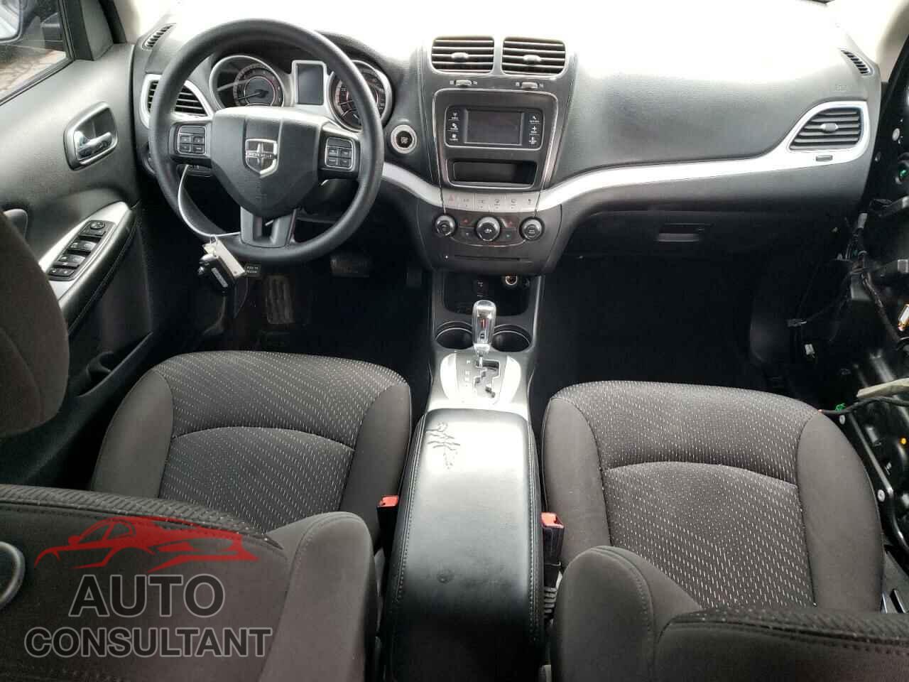 DODGE JOURNEY 2018 - 3C4PDCAB4JT497143