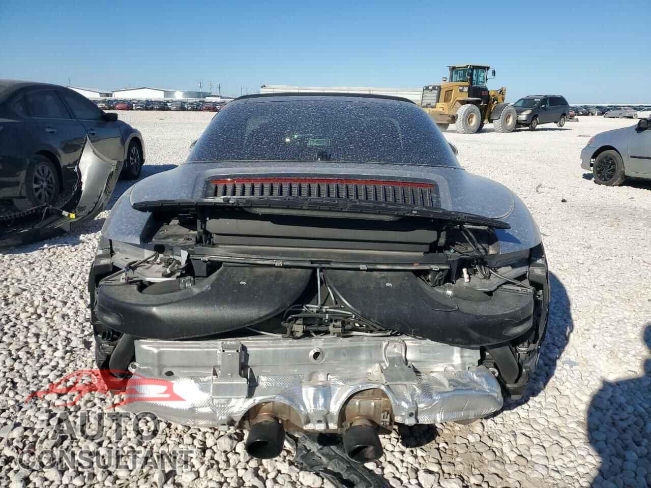 PORSCHE 911 2018 - WP0BB2A95JS135038