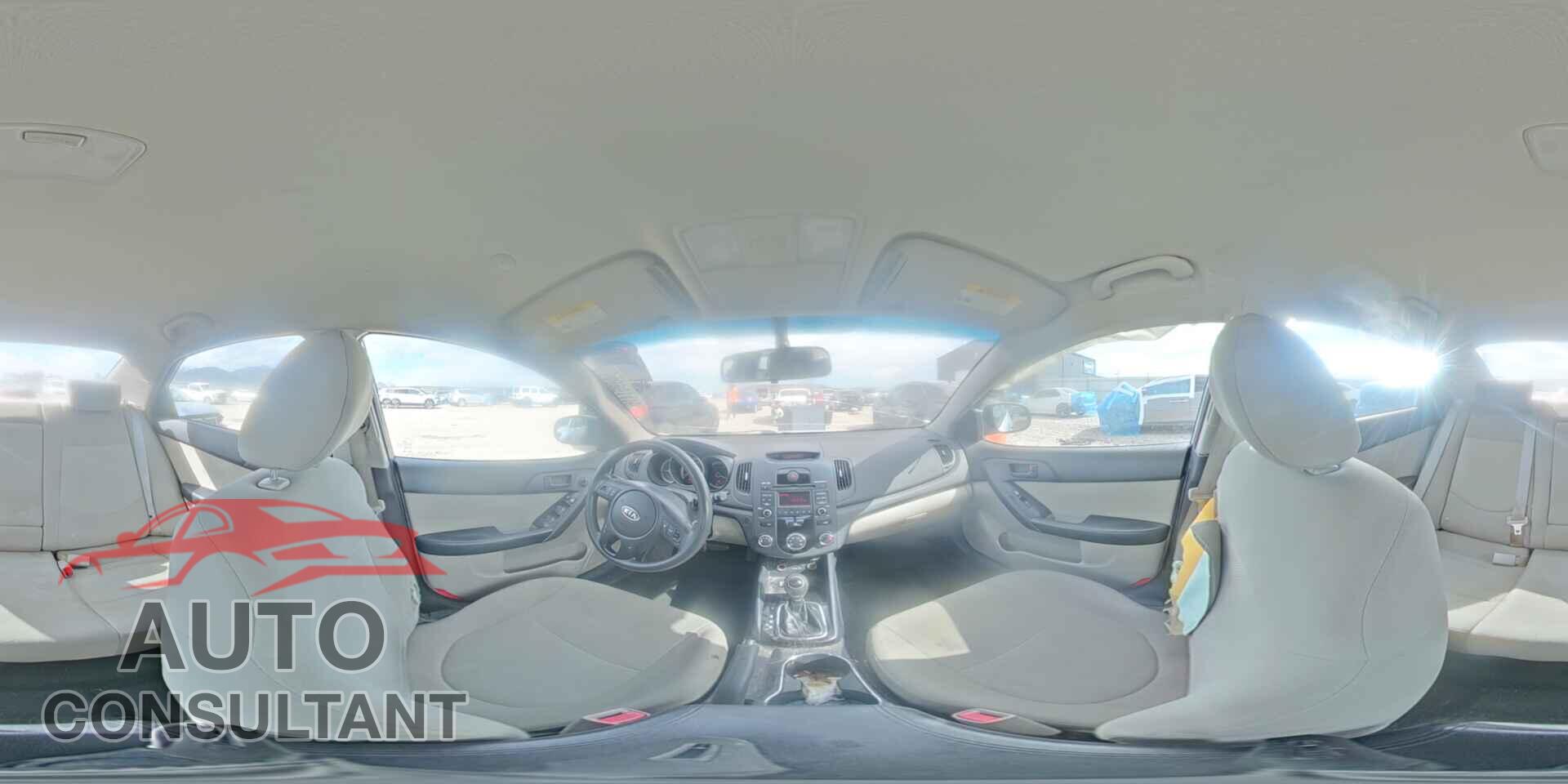 KIA FORTE 2012 - KNAFU4A21C5592275