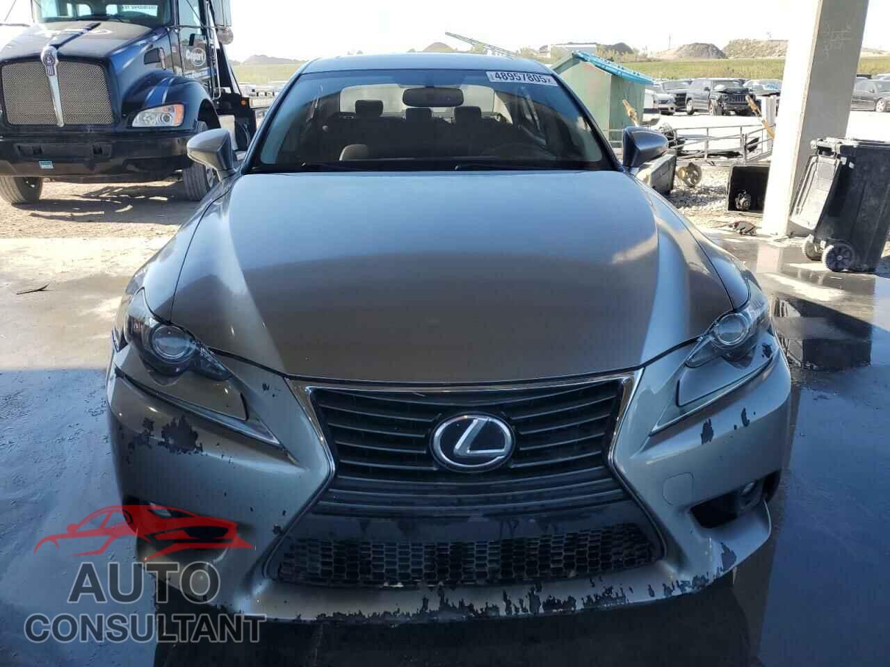LEXUS IS 2016 - JTHBA1D22G5004876
