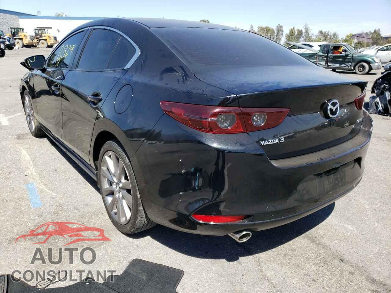 MAZDA 3 2021 - JM1BPACLXM1301441