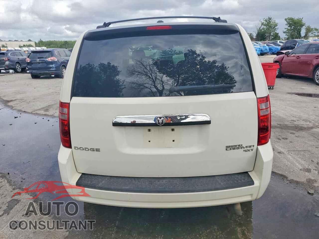 DODGE CARAVAN 2010 - 2D4RN5D11AR211582