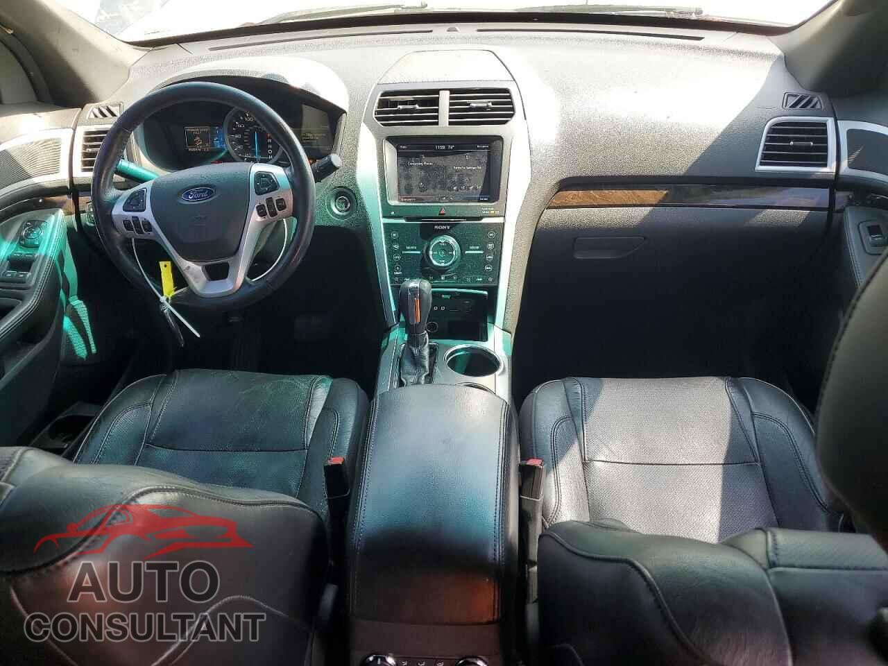 FORD EXPLORER 2011 - 1FMHK8F81BGA83713