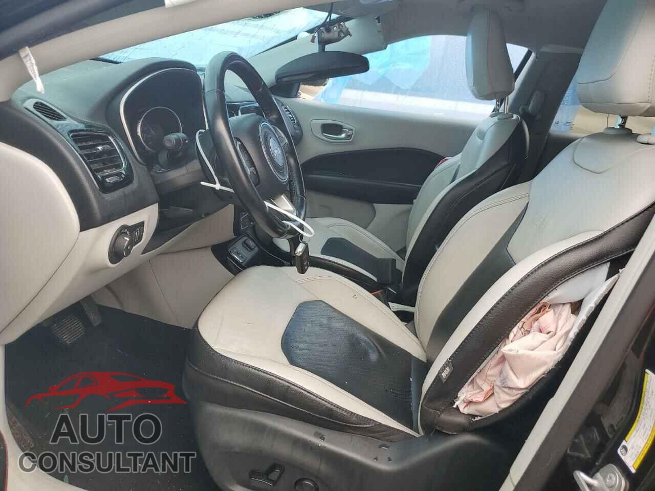 JEEP COMPASS 2020 - 3C4NJCCB4LT150587