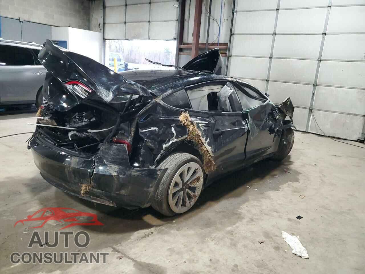 TESLA MODEL 3 2023 - 5YJ3E1EA0PF448725