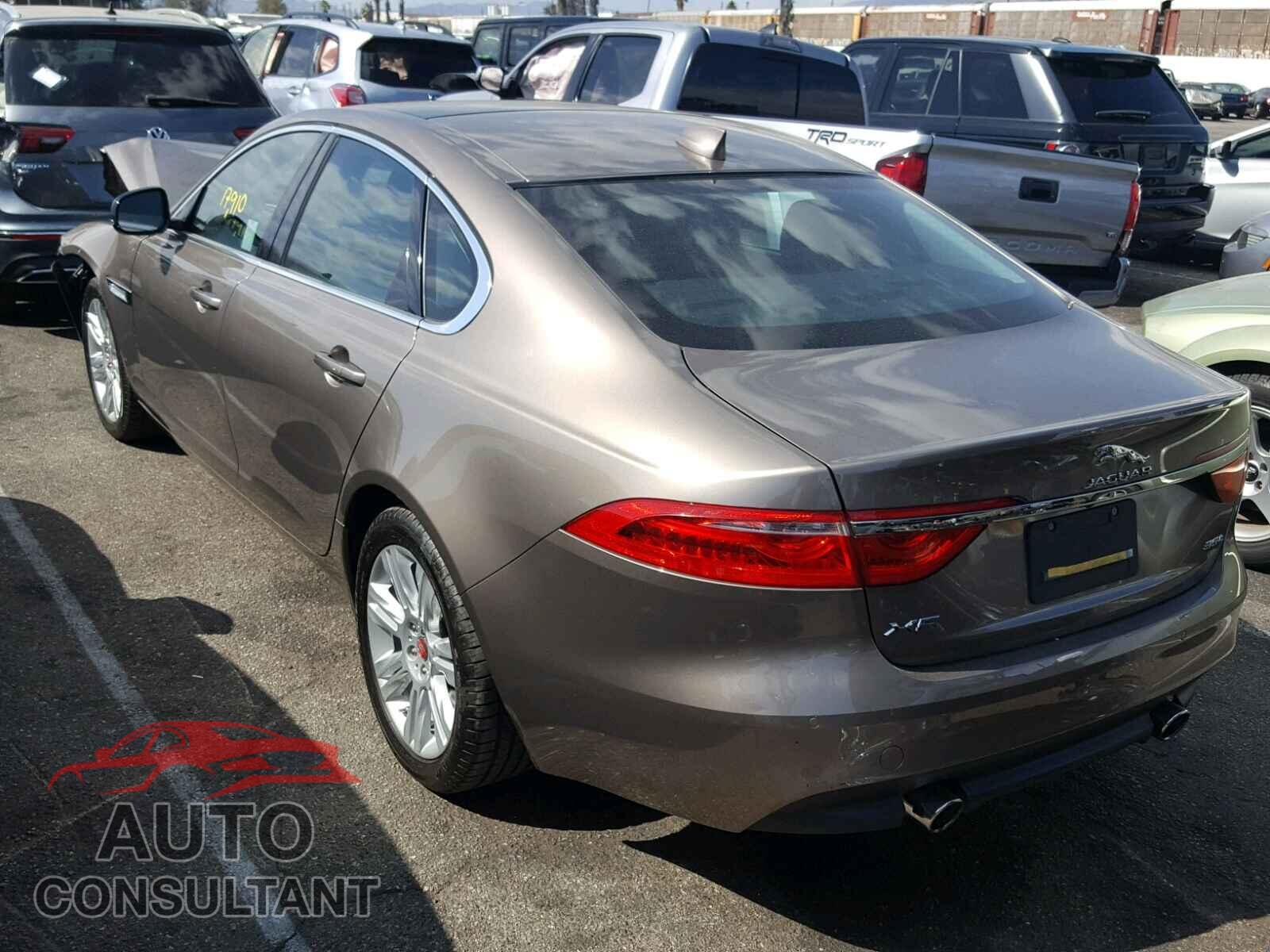 JAGUAR XF 2016 - SAJBD4BVXGCY14471