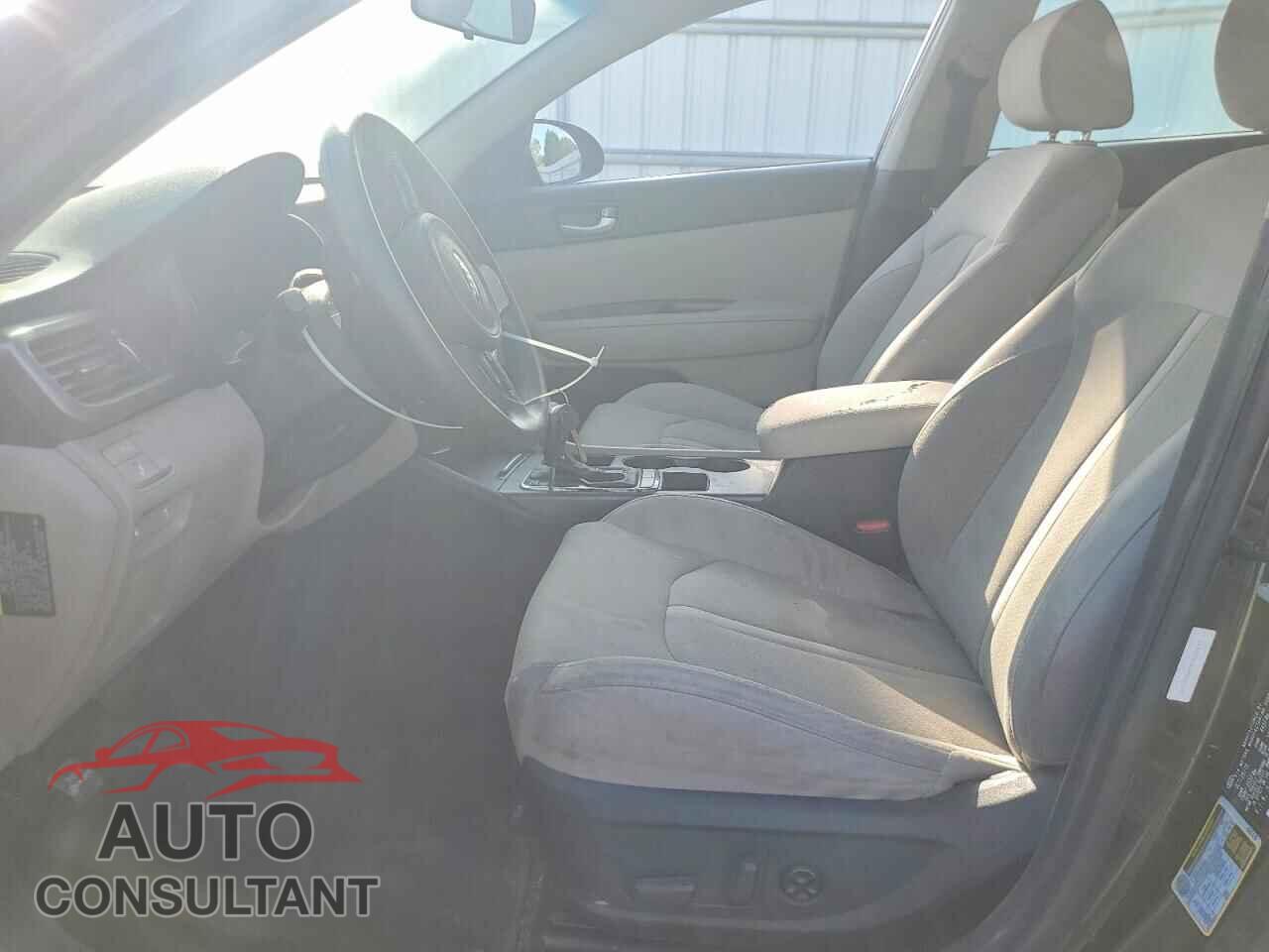KIA OPTIMA 2017 - 5XXGT4L31HG127773