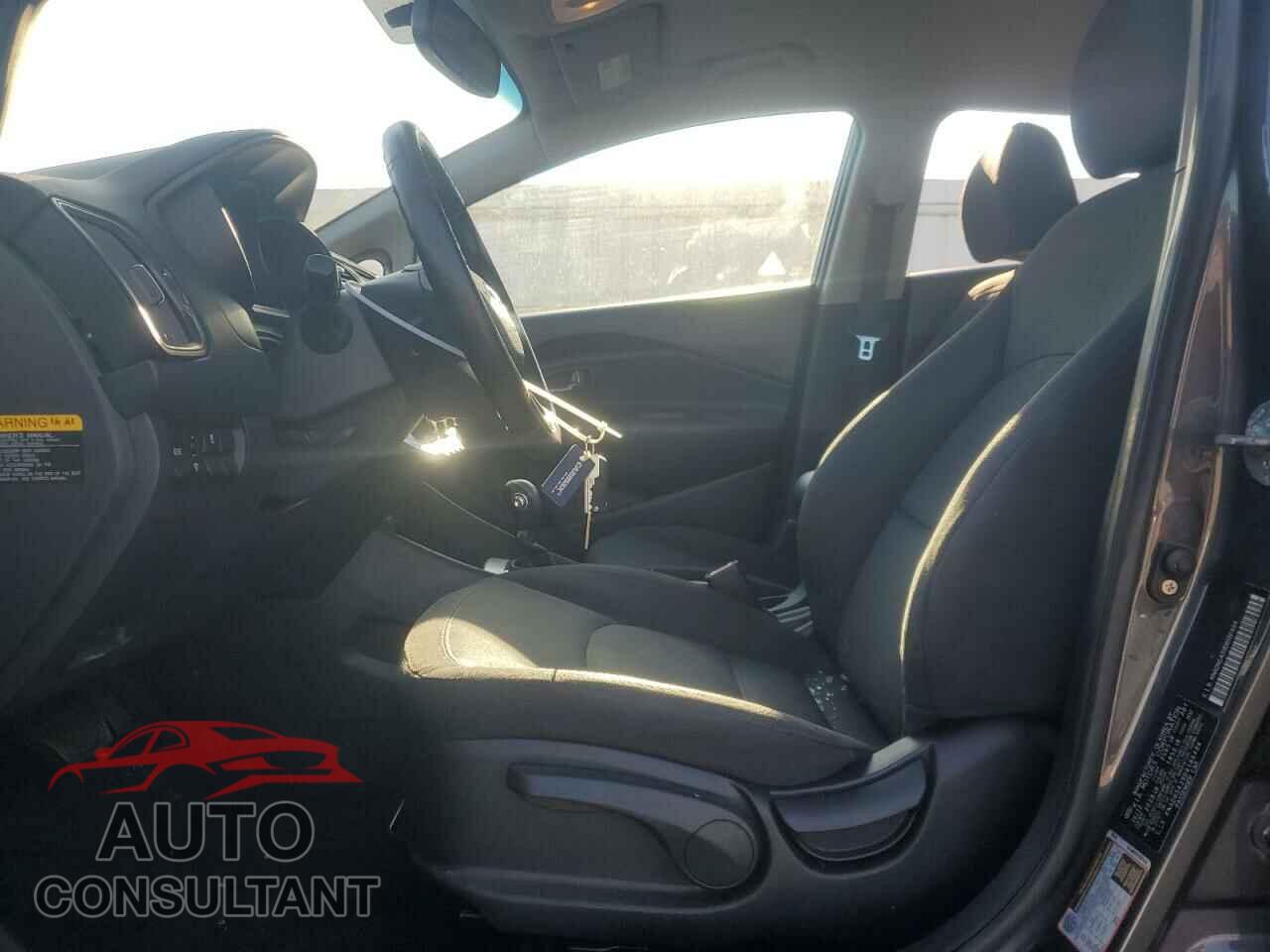 KIA RIO 2013 - KNADN5A39D6186484