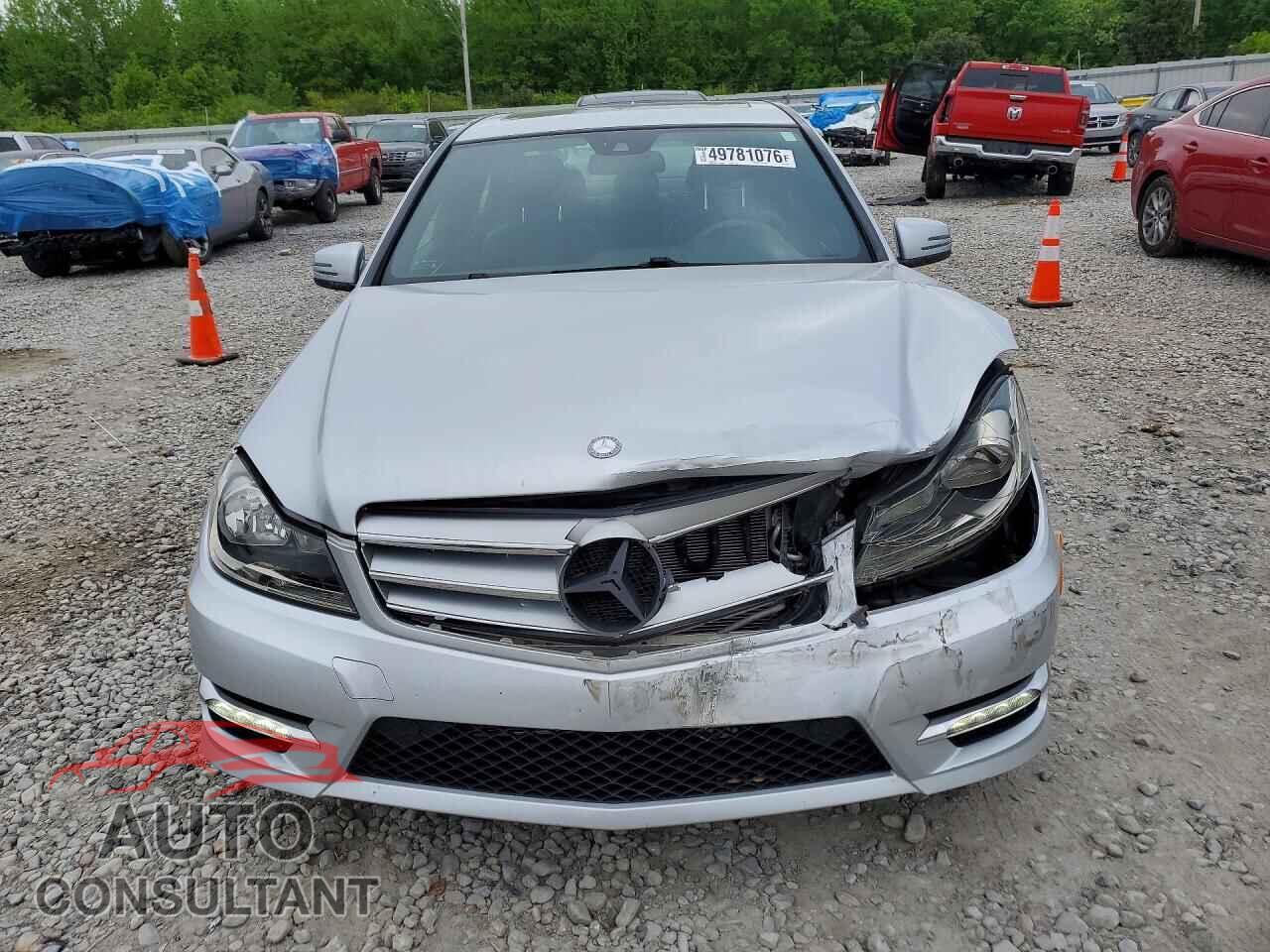 MERCEDES-BENZ C-CLASS 2013 - WDDGF5HB8DA832661