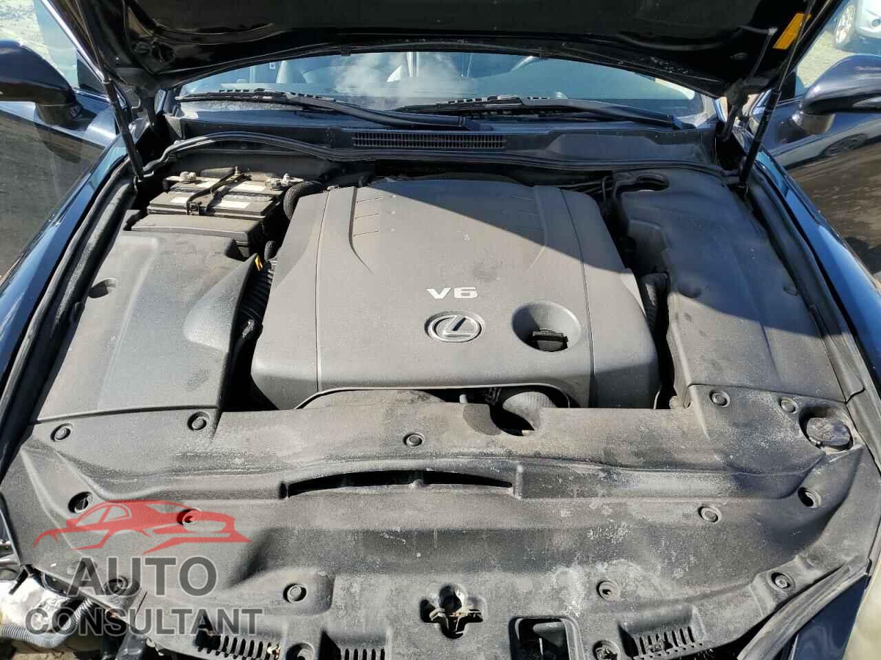 LEXUS IS 2011 - JTHCF5C25B5047535