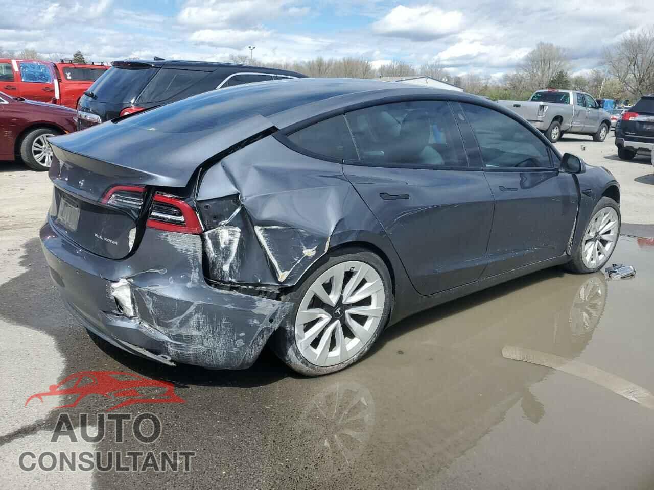 TESLA MODEL 3 2021 - 5YJ3E1EB5MF045845