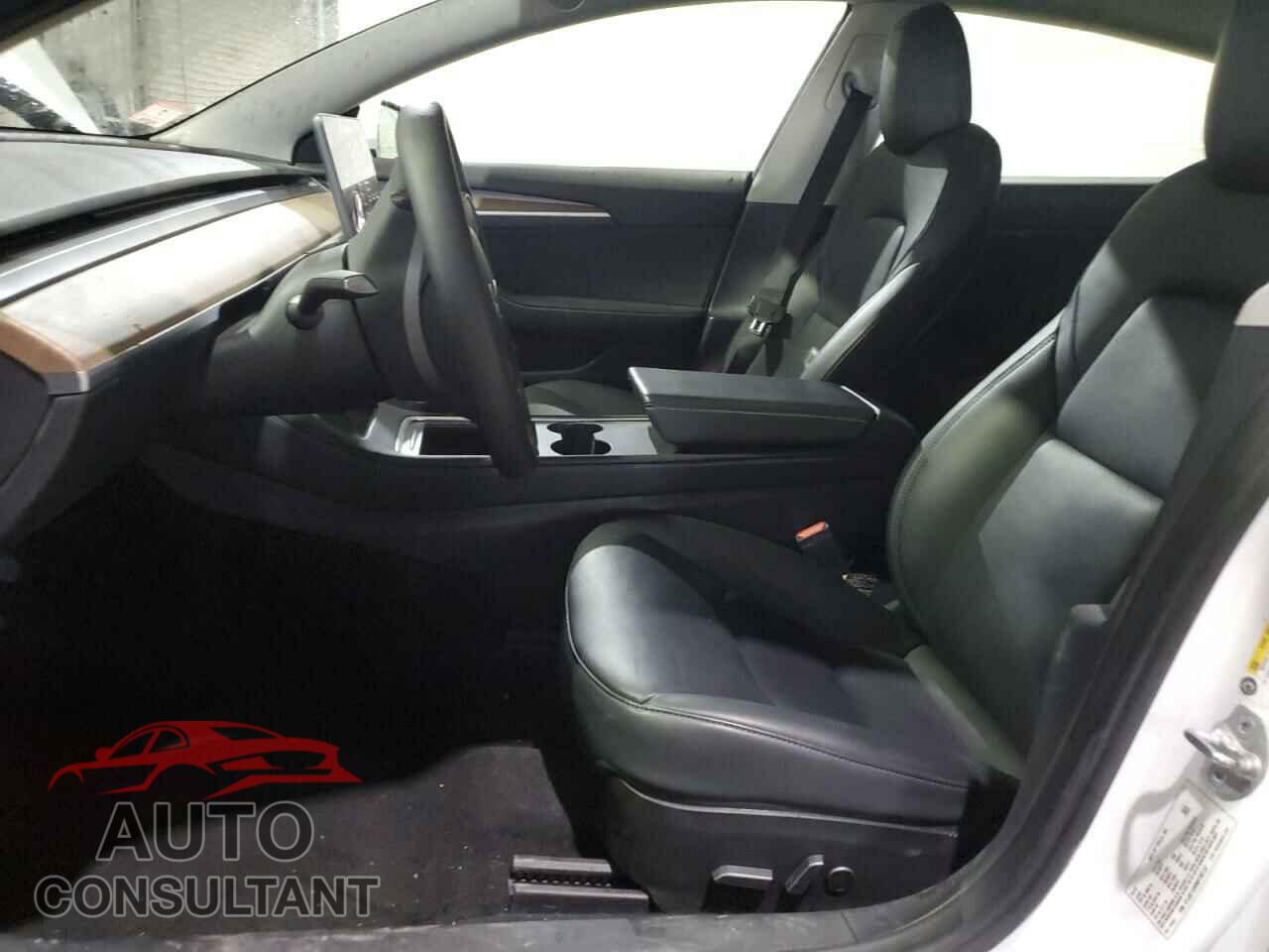 TESLA MODEL 3 2022 - 5YJ3E1EB9NF290133