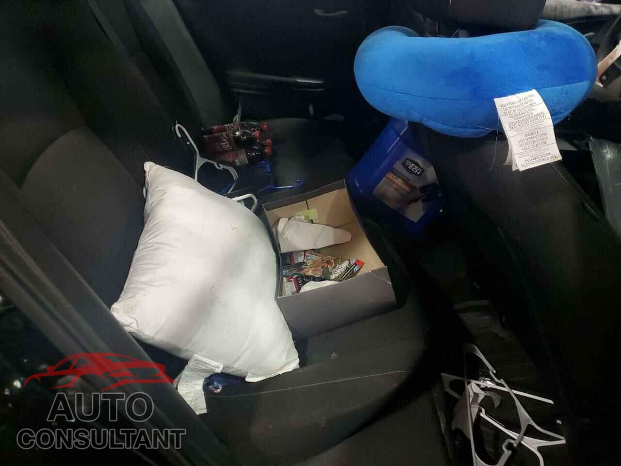 HONDA CIVIC 2017 - 2HGFC2F53HH562015