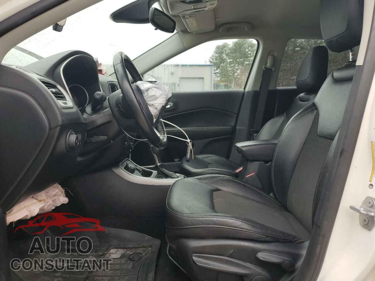 JEEP COMPASS 2020 - 3C4NJDBB0LT125967