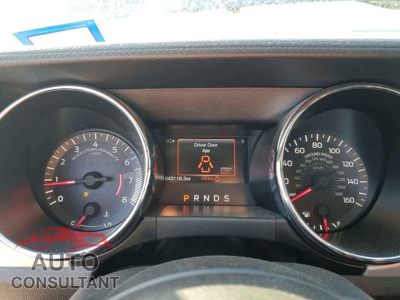 FORD MUSTANG 2017 - 1FA6P8CF3H5276892