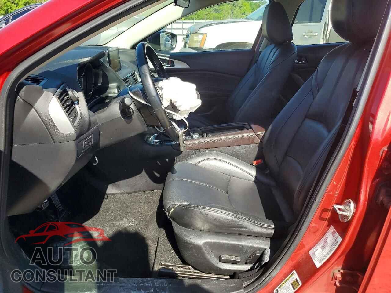 MAZDA 3 2018 - 3MZBN1V30JM217210