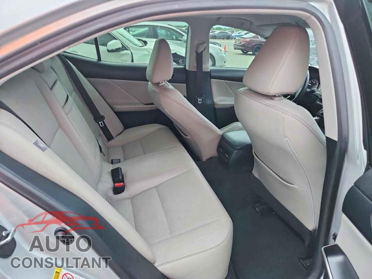 LEXUS IS 2014 - JTHBF1D2XE5038661