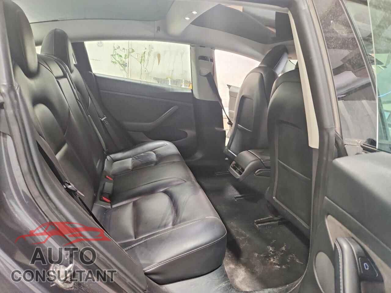TESLA MODEL 3 2022 - 5YJ3E1EA5NF371234