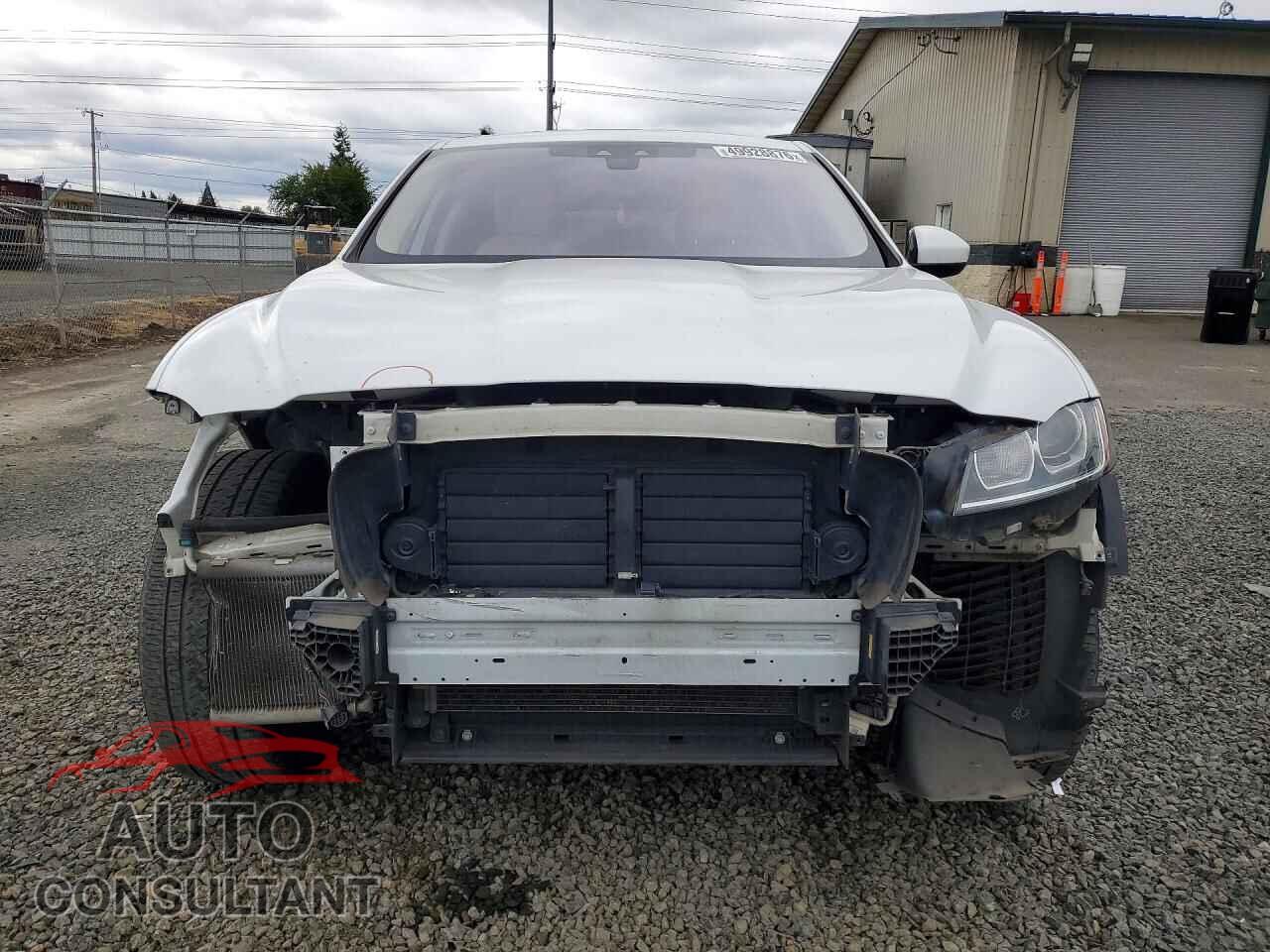 JAGUAR F-PACE 2018 - SADCJ2GX5JA237057