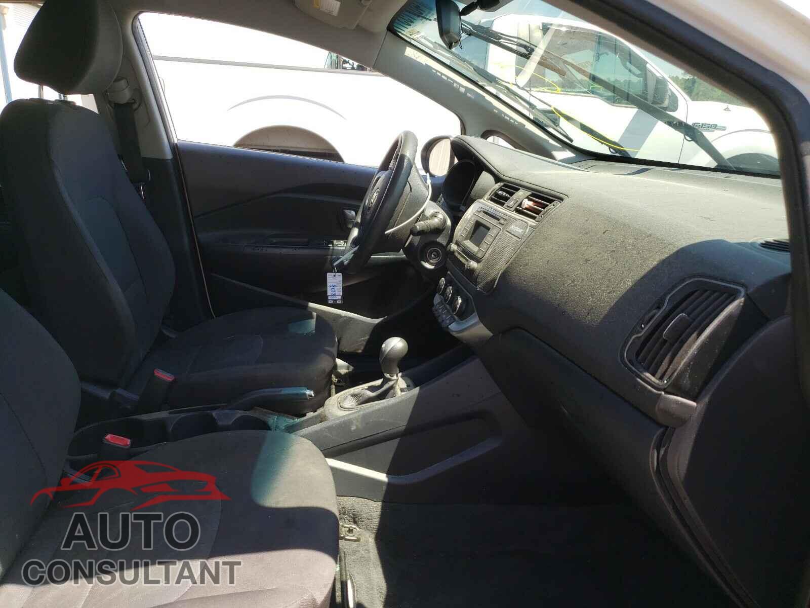 KIA RIO 2017 - KNADM4A38H6005376