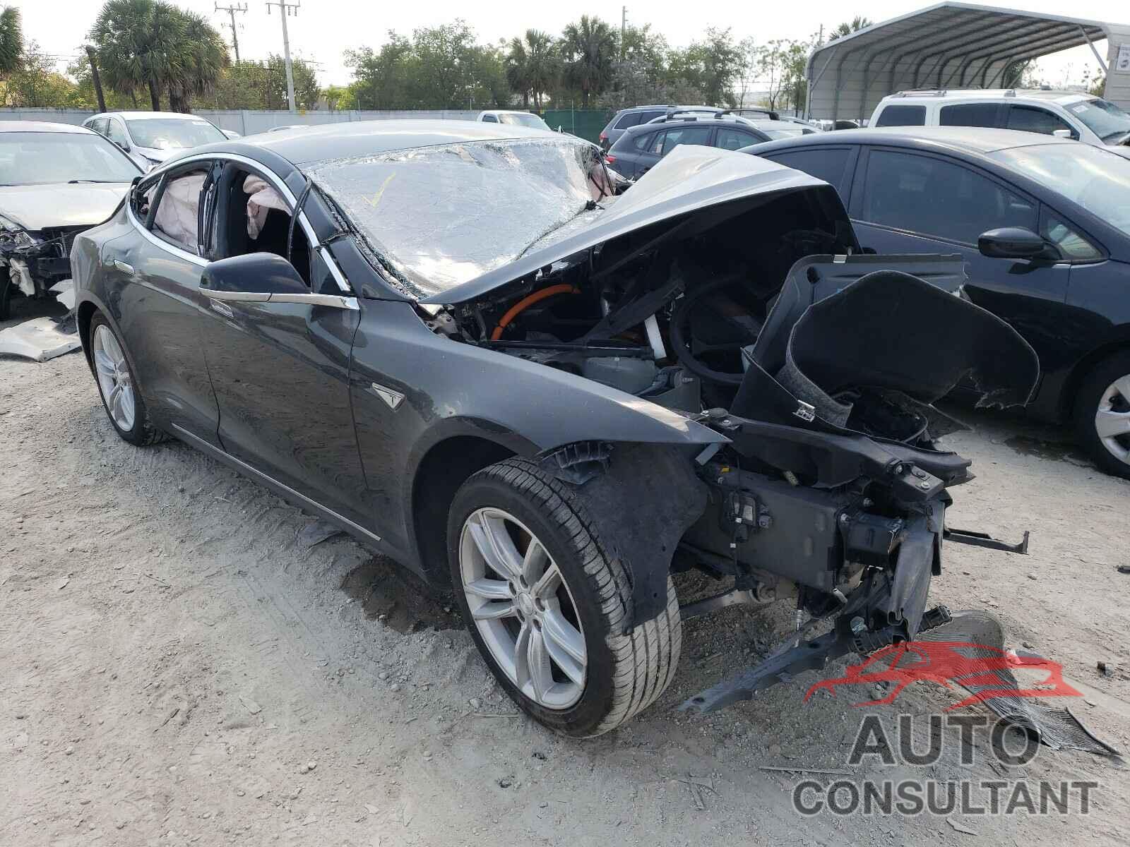 TESLA MODEL S 2016 - 5YJSA1E21GF123307