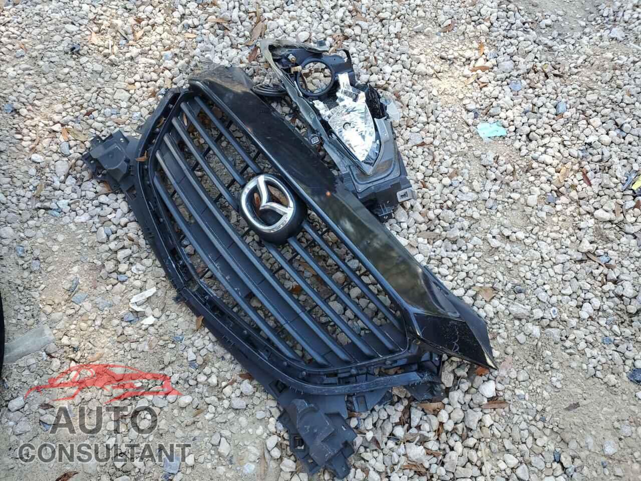 MAZDA 3 2017 - 3MZBN1U74HM113527