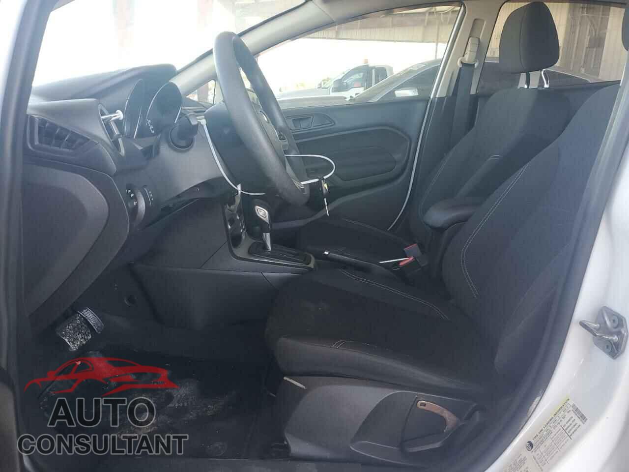 FORD FIESTA 2017 - 3FADP4BJ4HM125253