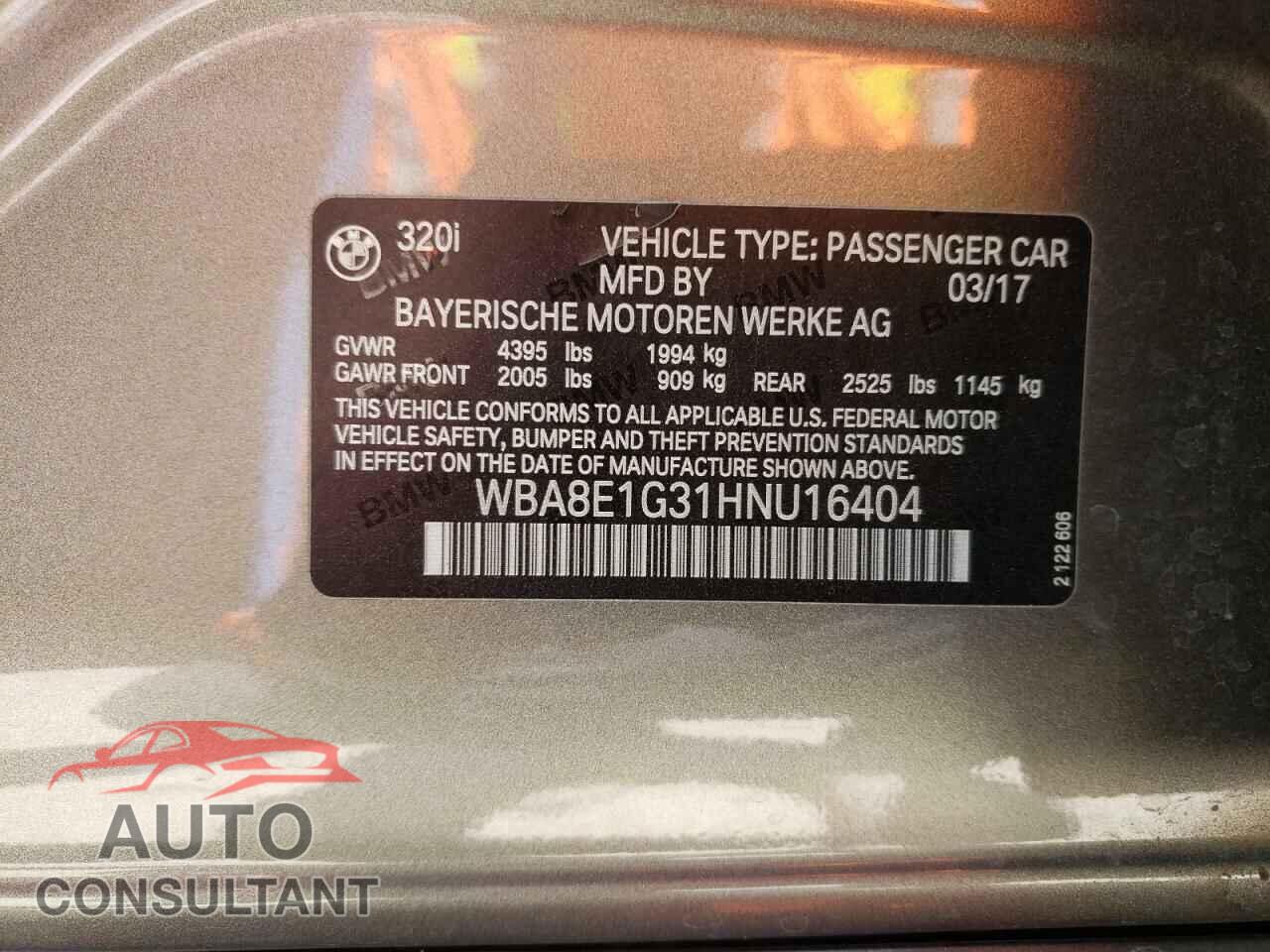 BMW 3 SERIES 2017 - WBA8E1G31HNU16404