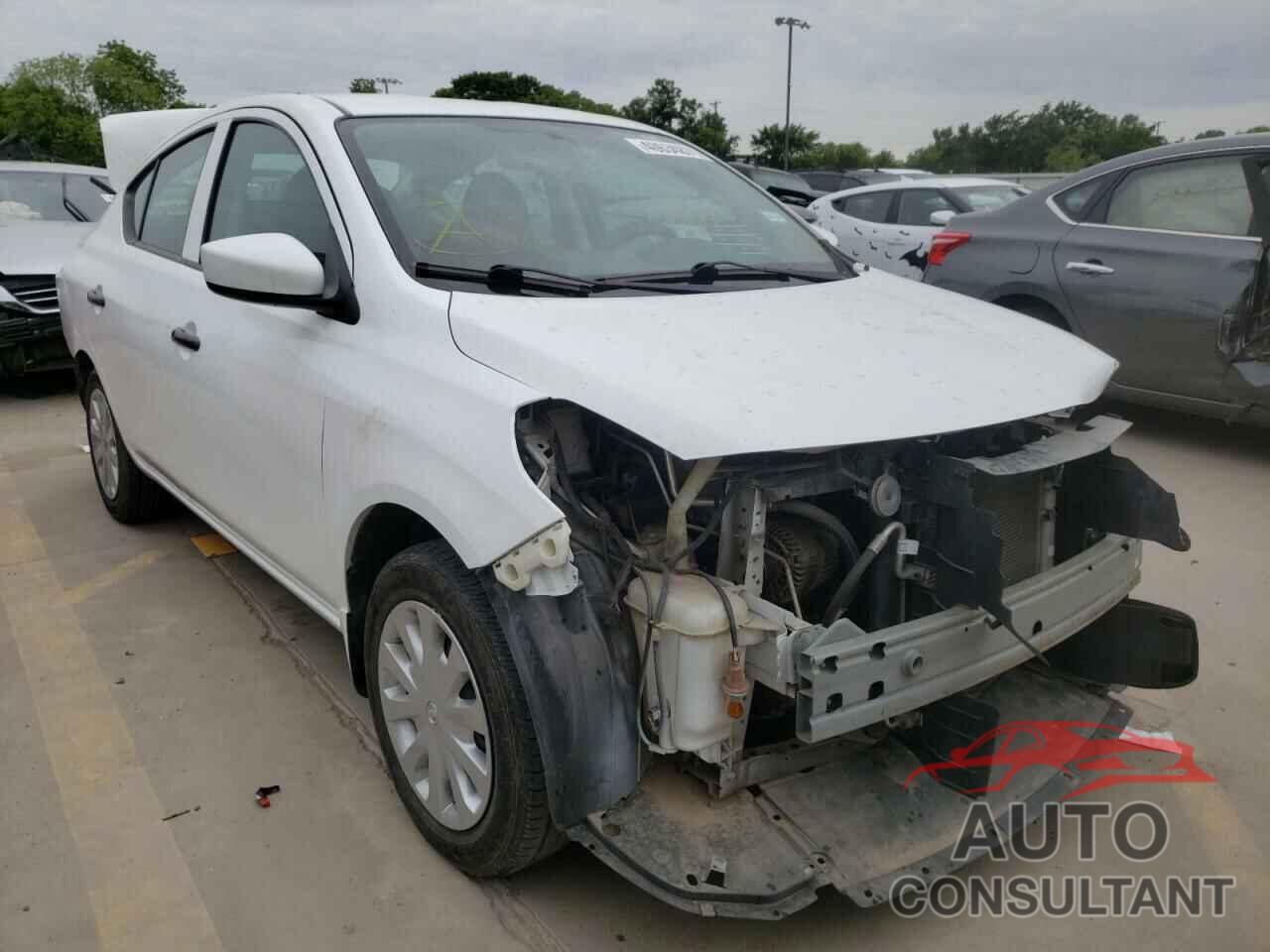 NISSAN VERSA 2017 - 3N1CN7AP0HL828683