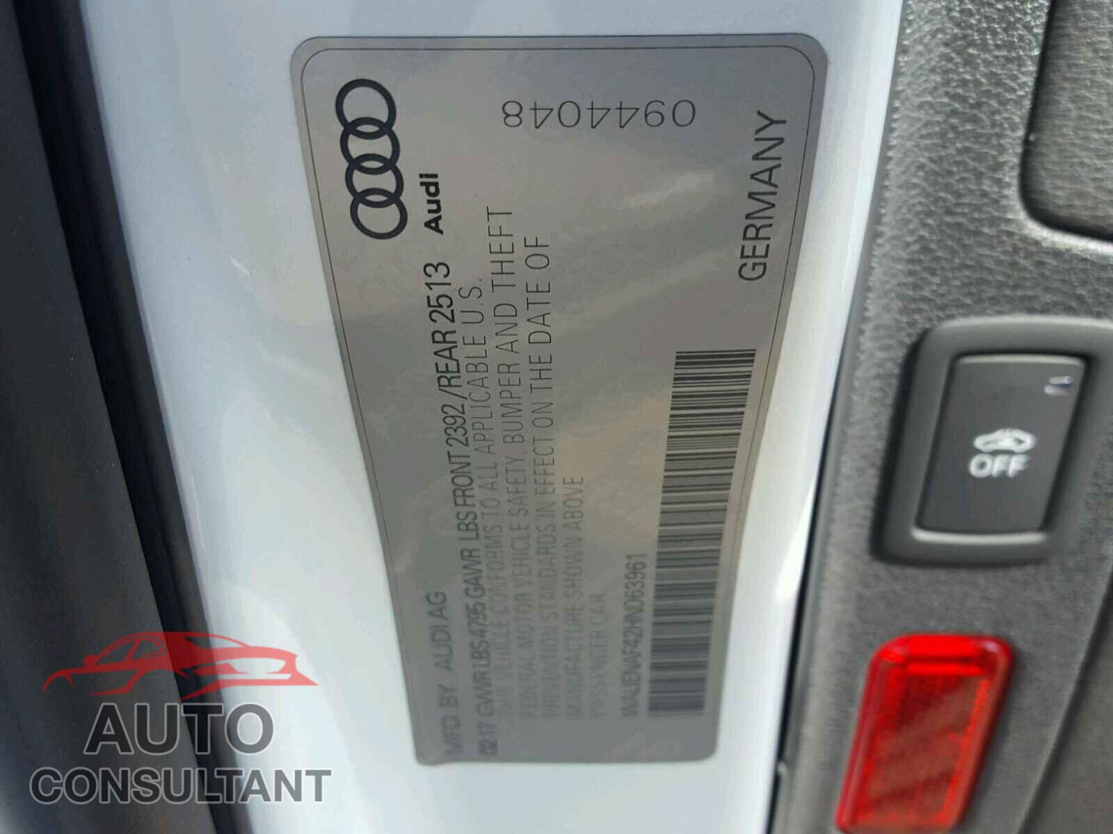 AUDI A4 2017 - WAUENAF42HN063961