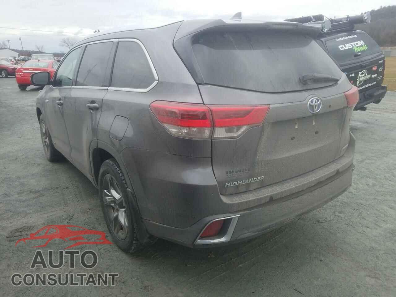 TOYOTA HIGHLANDER 2018 - 5TDDGRFH5JS040314