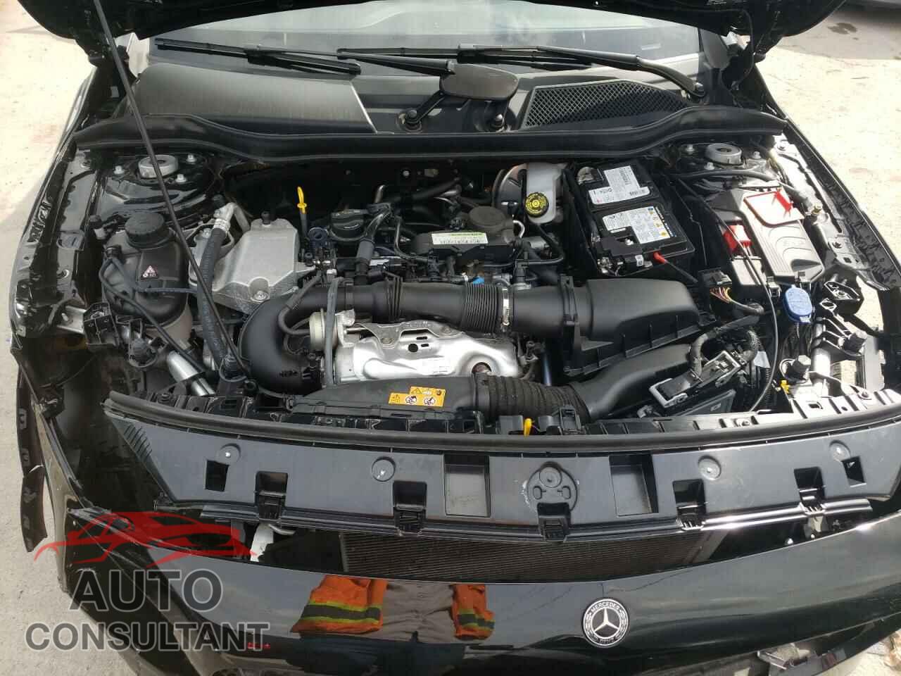 MERCEDES-BENZ GLA-CLASS 2020 - WDCTG4EB8LU028355