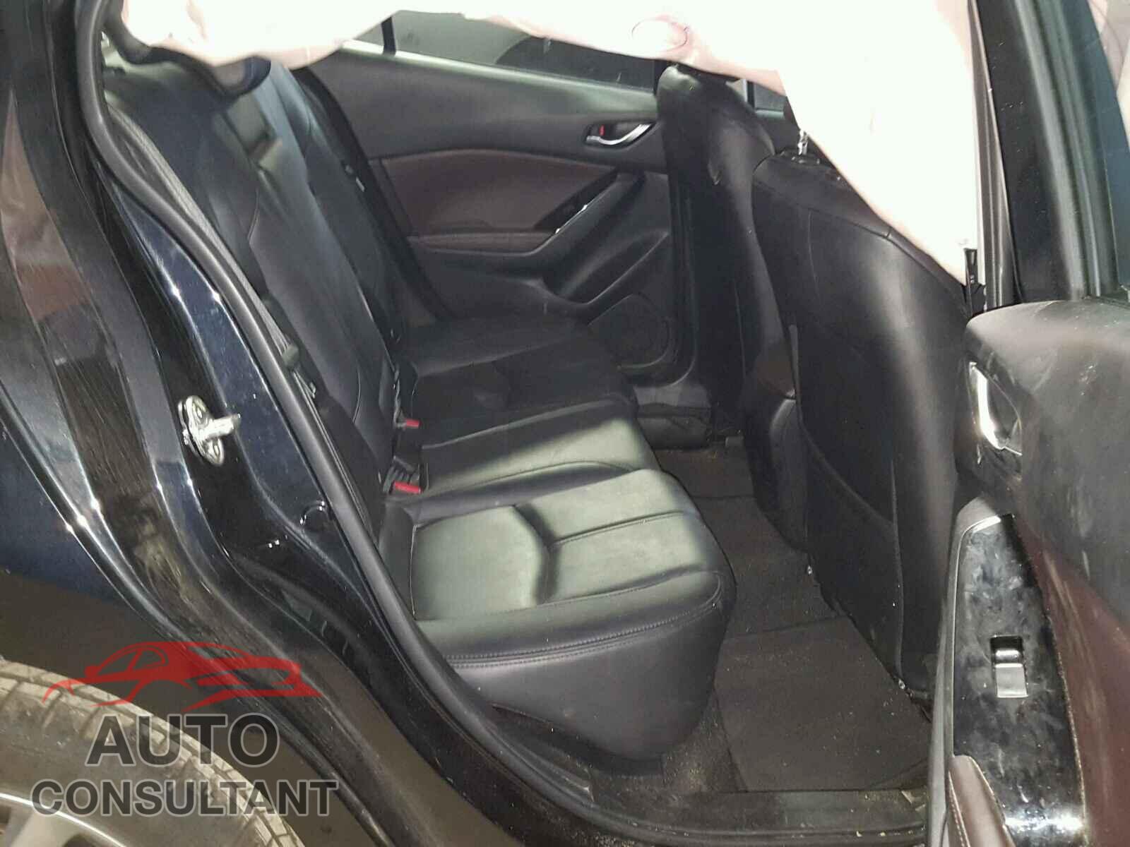 MAZDA 3 2017 - 3MZBN1V75HM148561