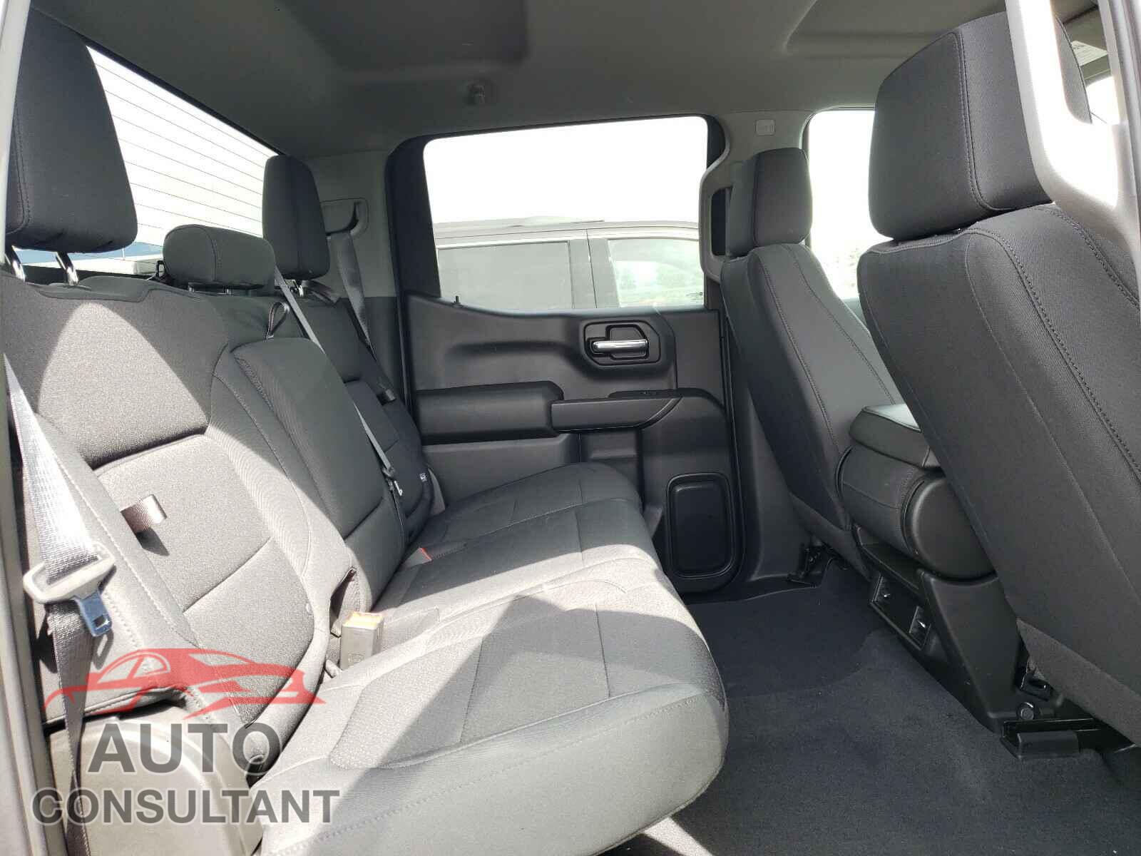 CHEVROLET SILVERADO 2020 - 1GCPYCEFXLZ379594
