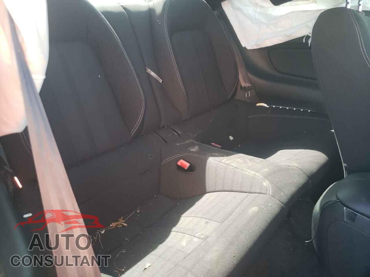 FORD MUSTANG 2018 - 1FA6P8THXJ5171984