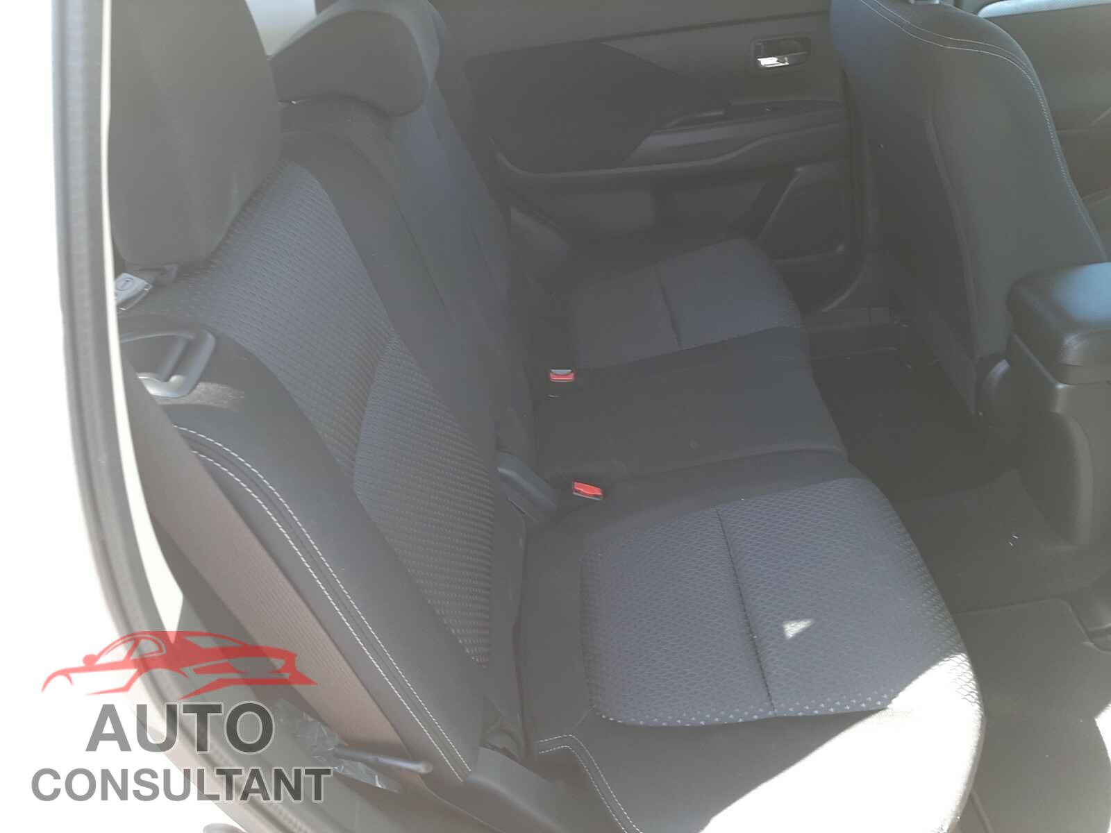 MITSUBISHI OUTLANDER 2016 - JA4AD3A36GZ065311