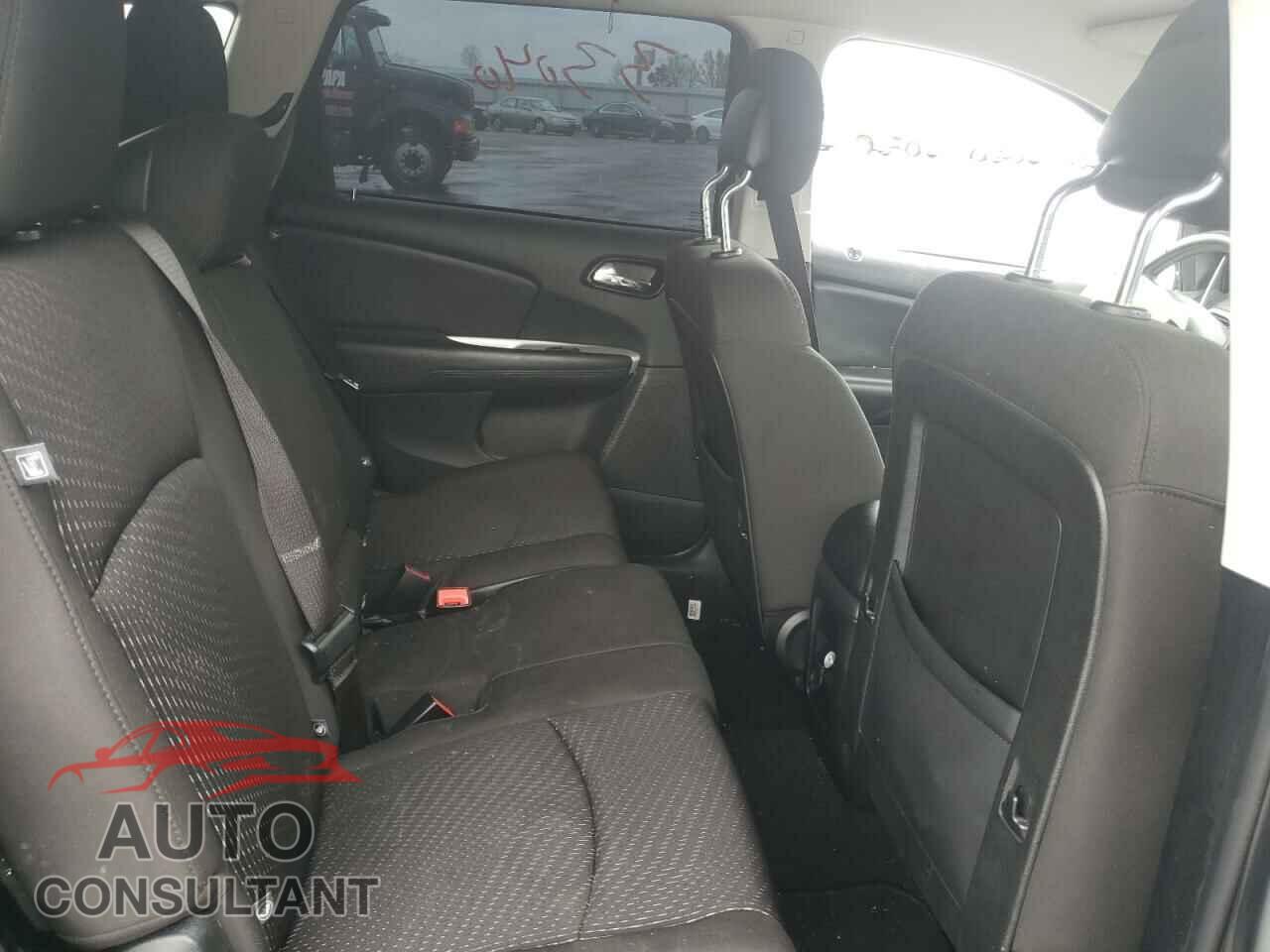 DODGE JOURNEY 2019 - 3C4PDCBB3KT833669