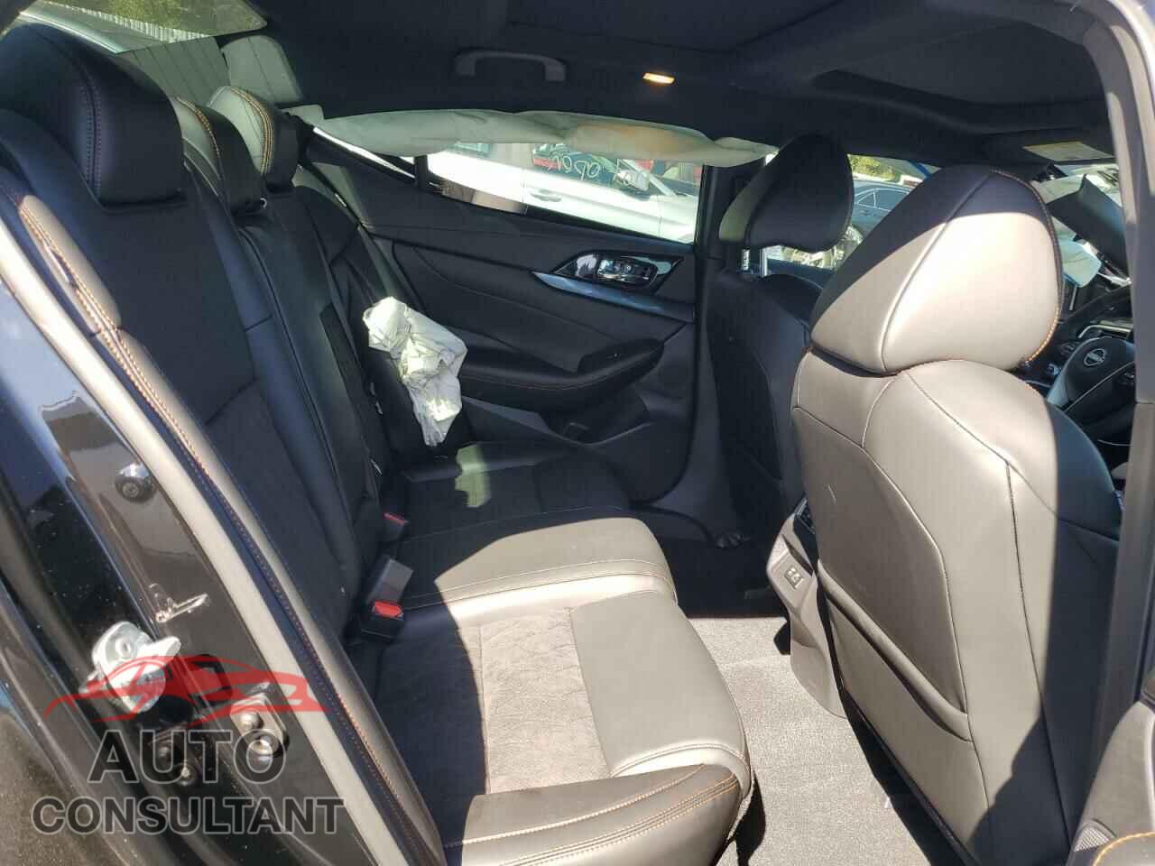 NISSAN MAXIMA 2023 - 1N4AA6EV7PC508053